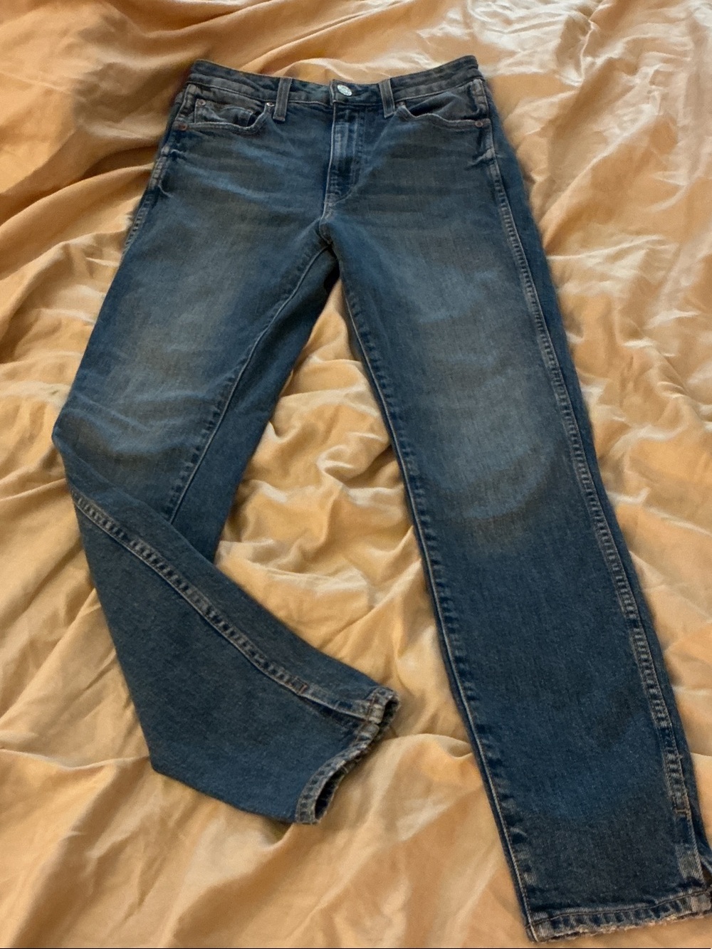 Trave women’s Dark Blue Slim Straight Jeans
